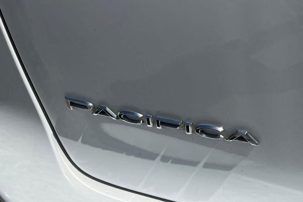 2020 Chrysler Pacifica Touring L Roseville CA