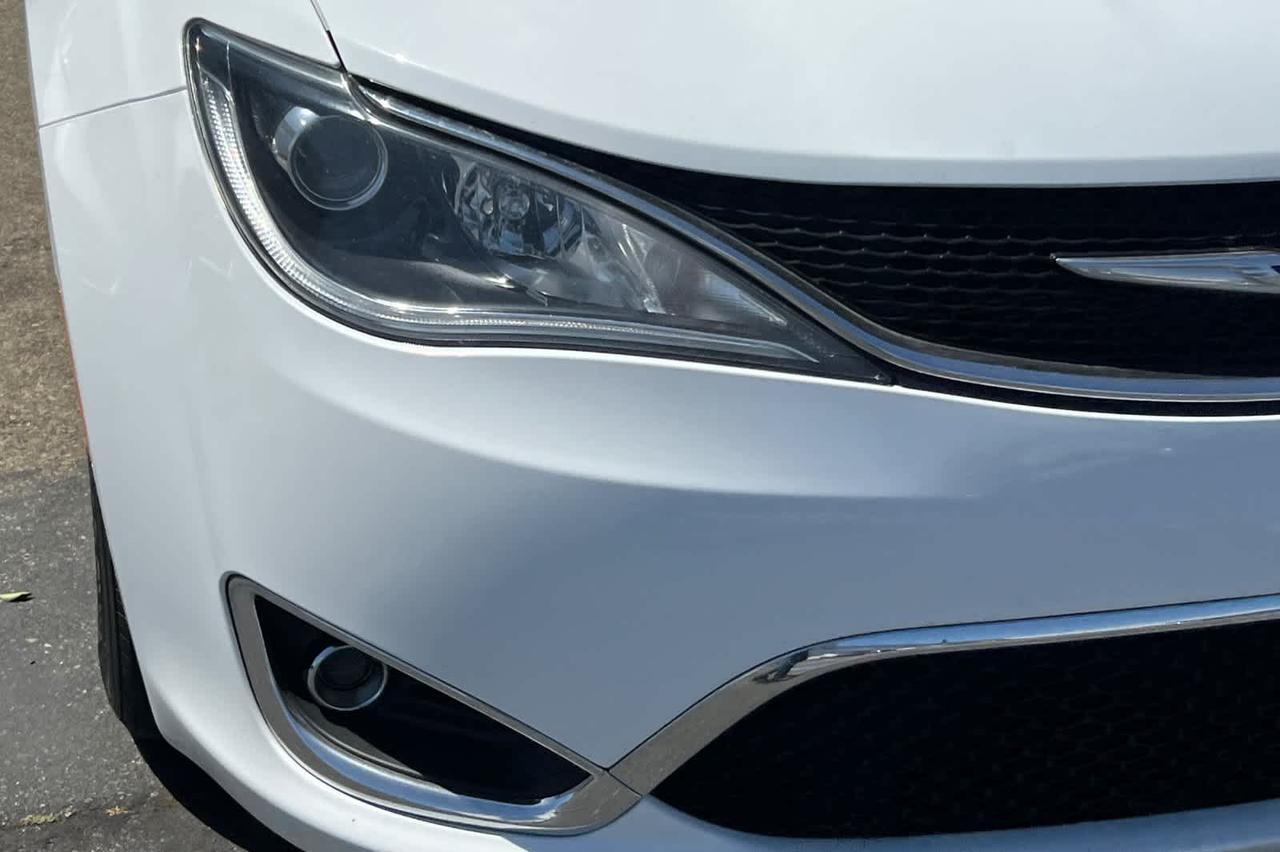 2020 Chrysler Pacifica Touring L Roseville CA
