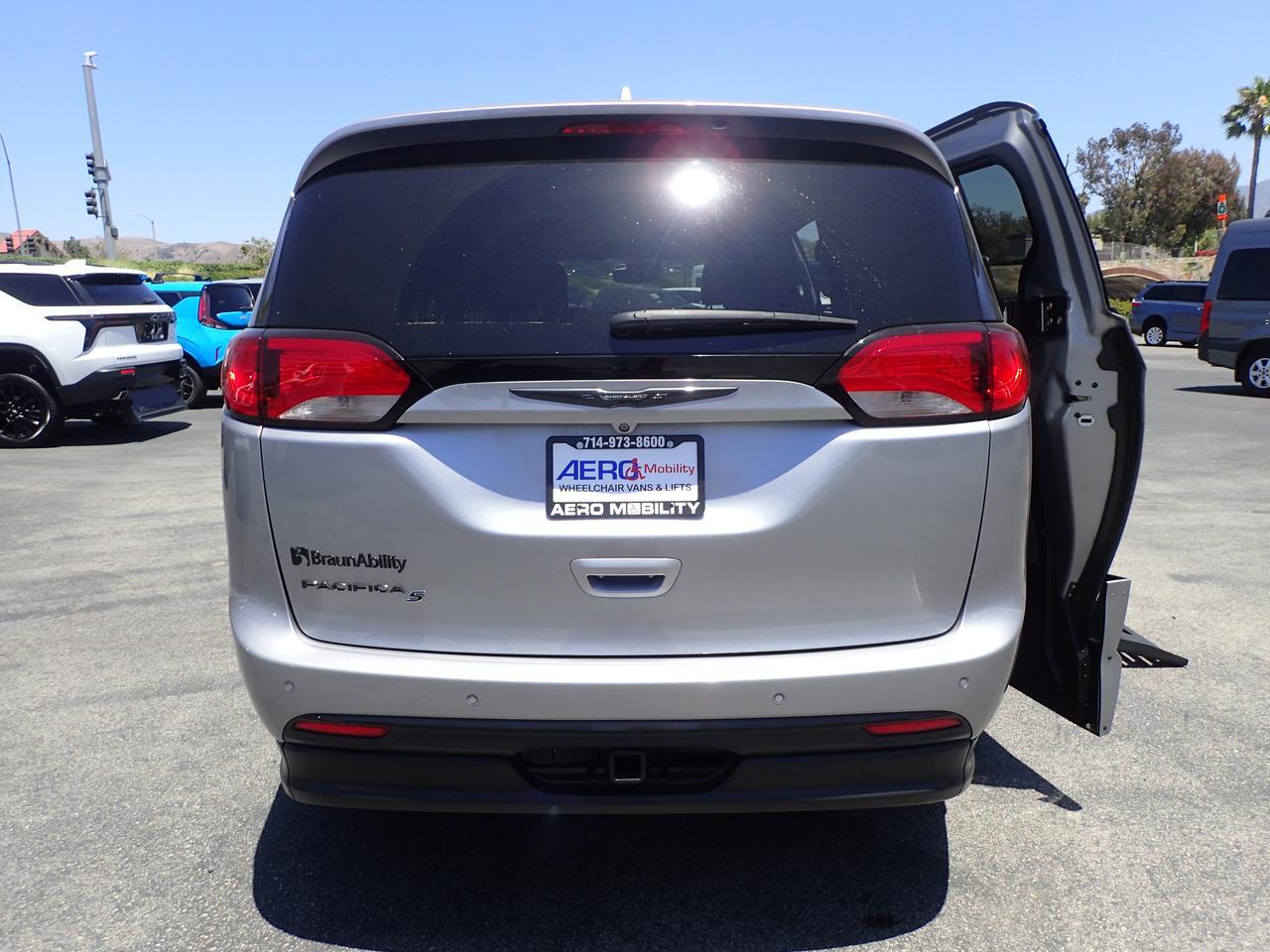 2020 Chrysler Pacifica Touring L-S Anaheim CA