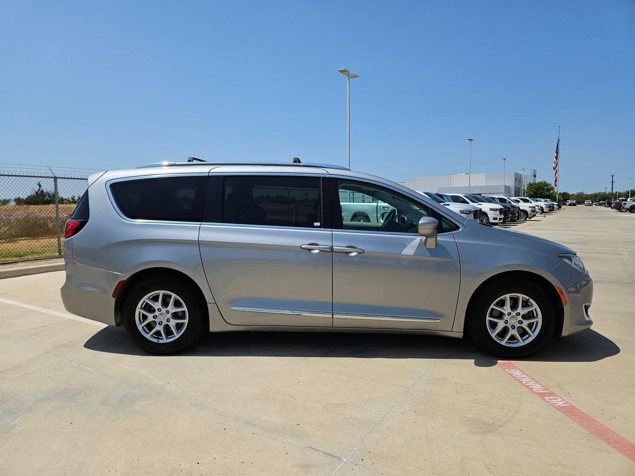 2020 Chrysler Pacifica Touring L