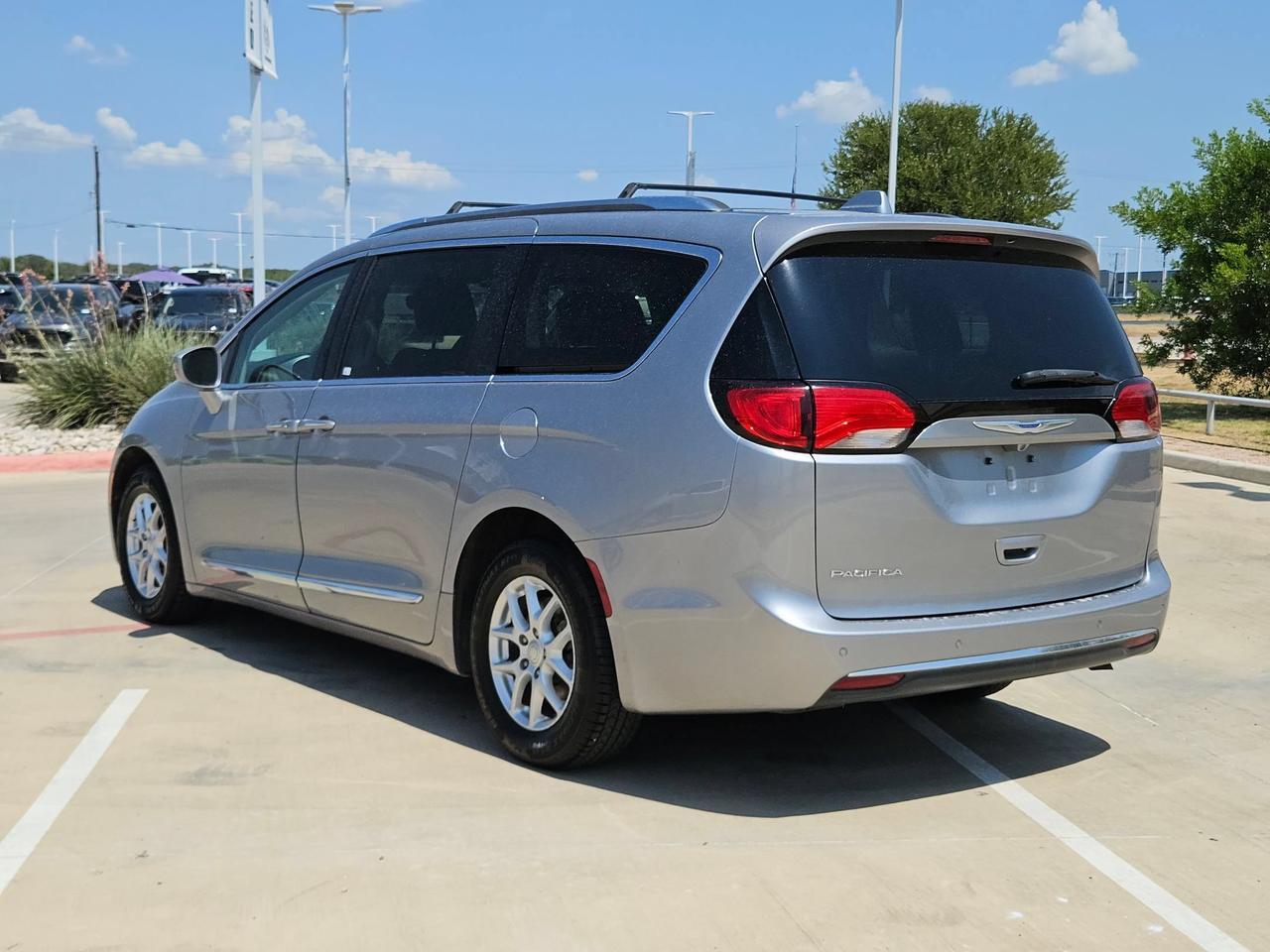 2020 Chrysler Pacifica Touring L Castroville TX