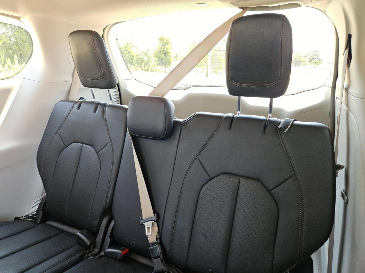 2020 Chrysler Pacifica Touring L Castroville TX