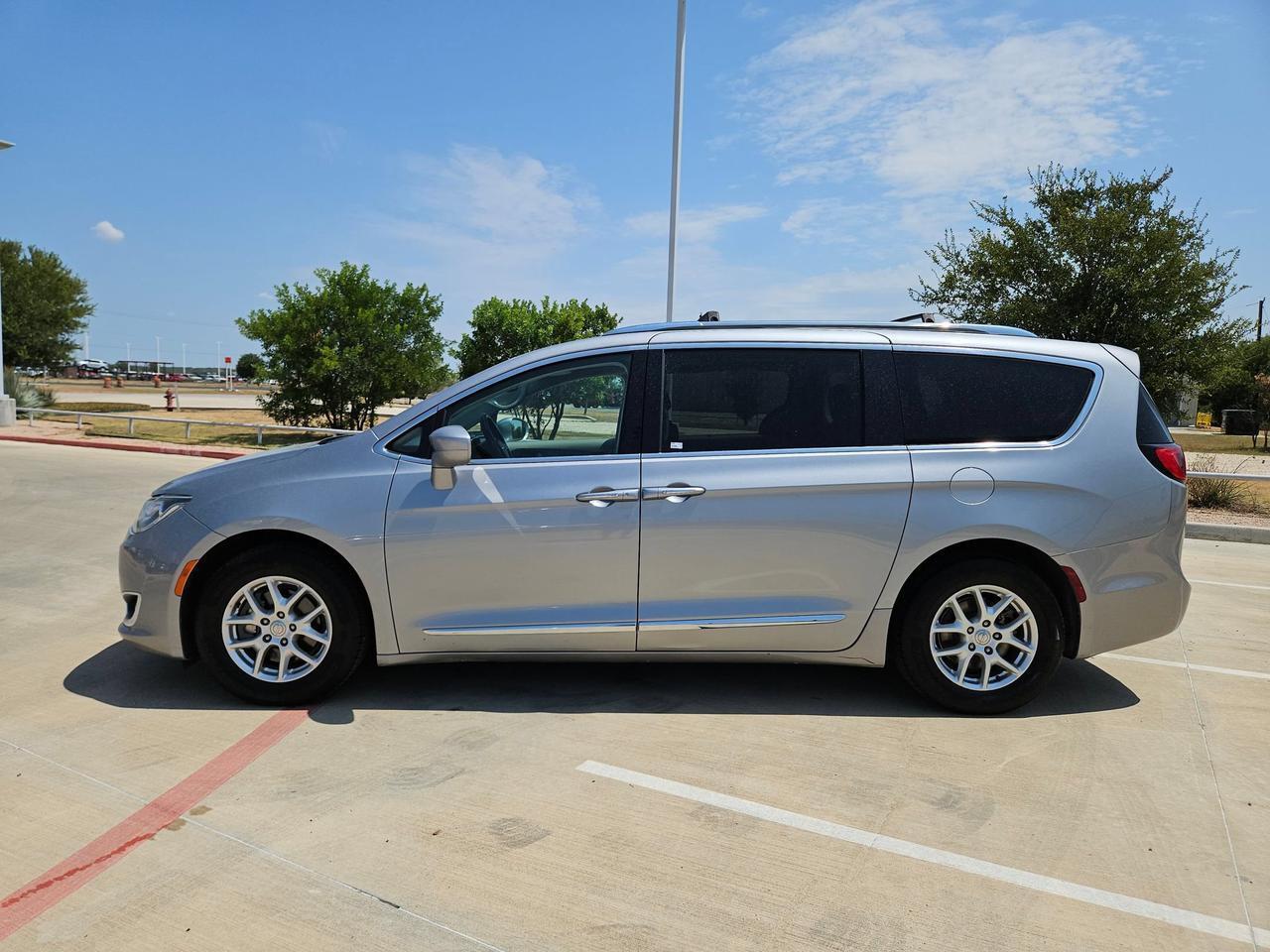 2020 Chrysler Pacifica Touring L Castroville TX