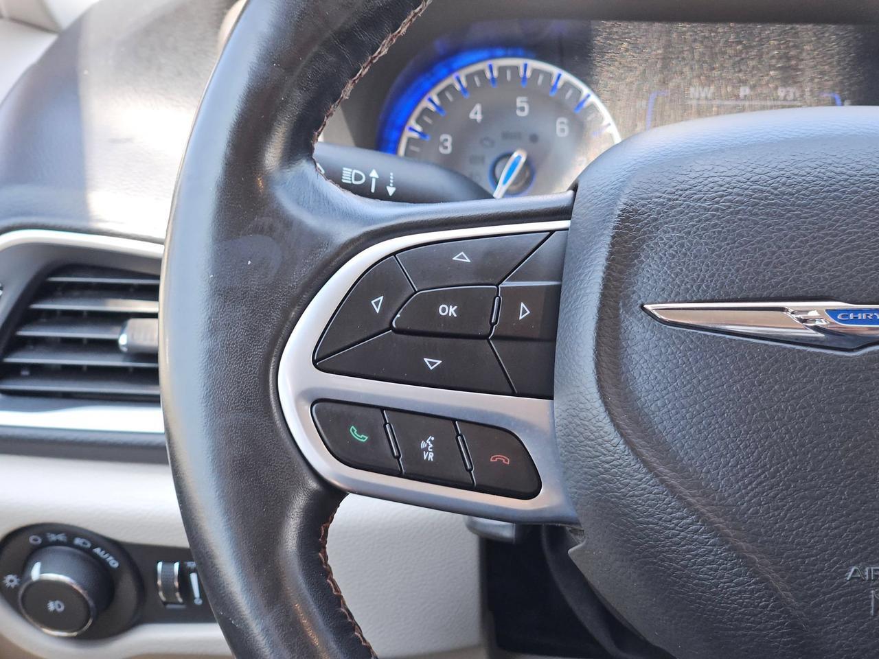 2020 Chrysler Pacifica Touring L Castroville TX