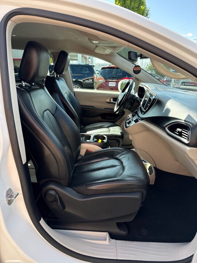2020 Chrysler Pacifica Touring L Spokane Valley WA