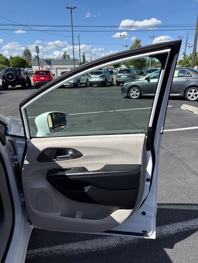 2020 Chrysler Pacifica Touring L Spokane Valley WA