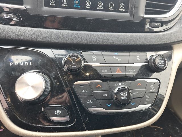 2020 Chrysler Pacifica Touring L West Burlington IA