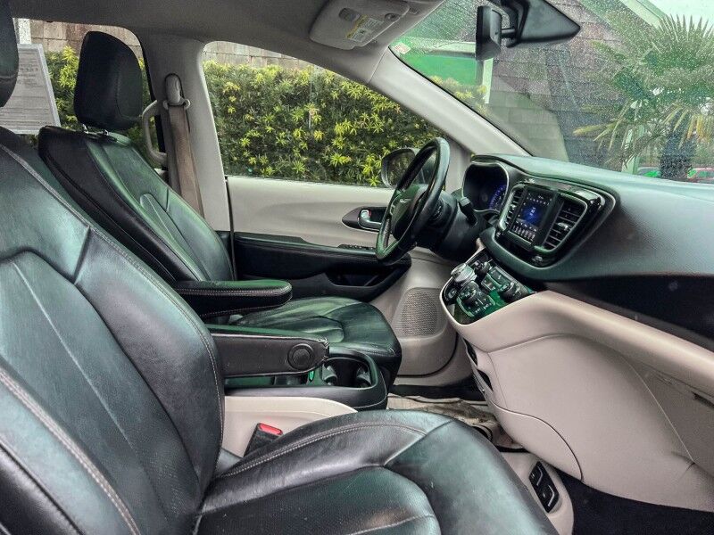 2020 Chrysler Pacifica Touring L Wilmington NC