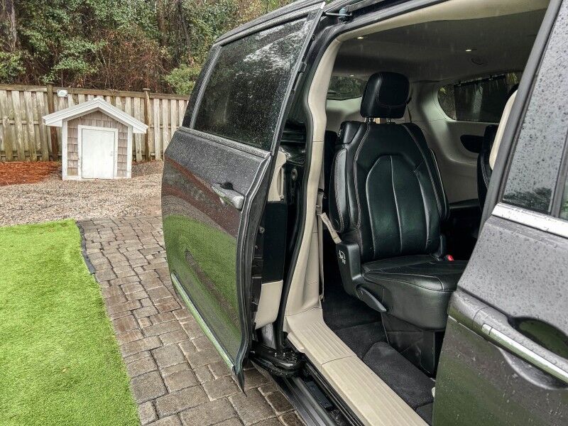 2020 Chrysler Pacifica Touring L Wilmington NC