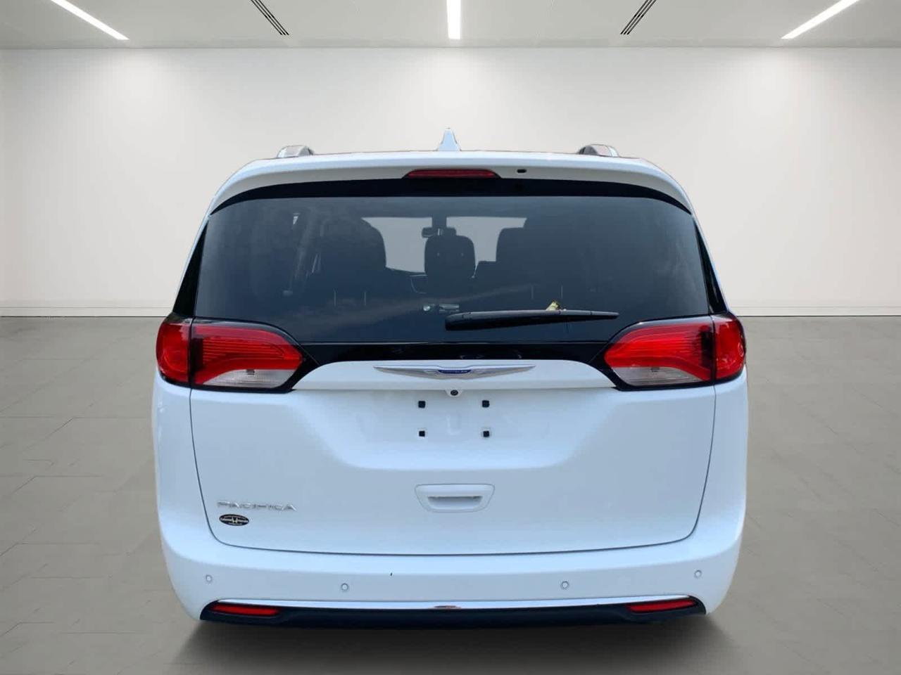 2020 Chrysler Pacifica Touring L Dartmouth MA