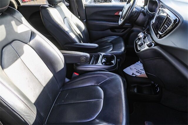 2020 Chrysler Pacifica Touring L Renton WA