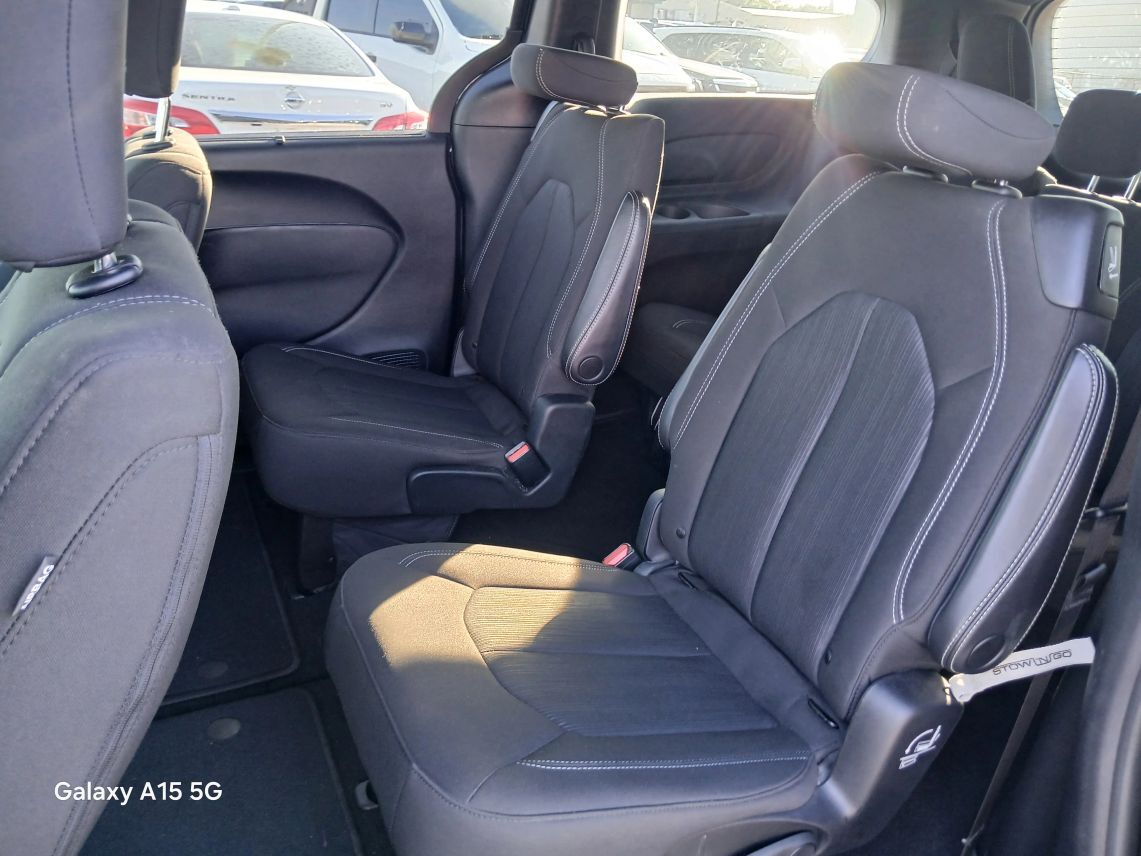 2020 Chrysler Pacifica Touring Minivan 4D Maitland FL