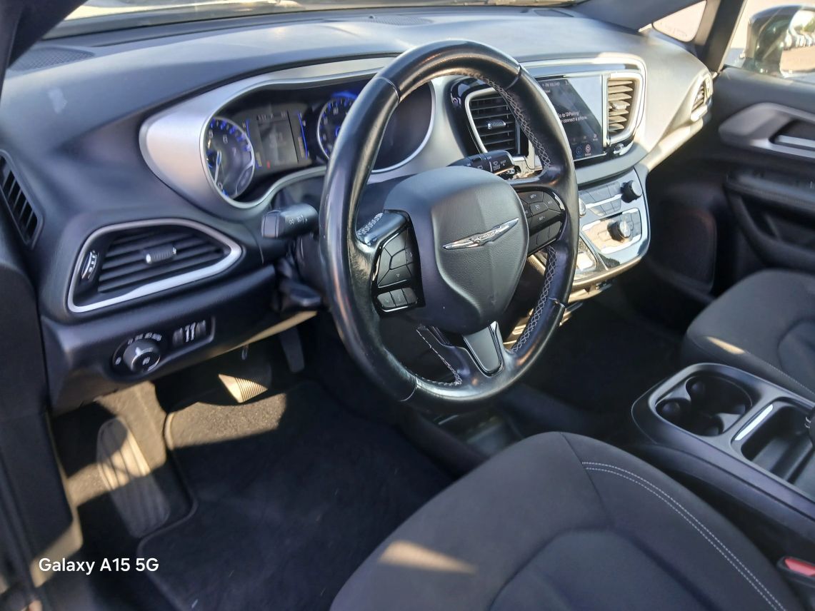 2020 Chrysler Pacifica Touring Minivan 4D Maitland FL