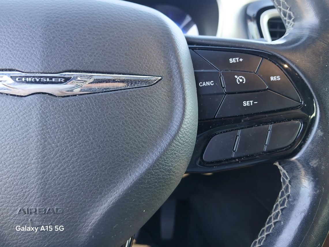 2020 Chrysler Pacifica Touring Minivan 4D Maitland FL