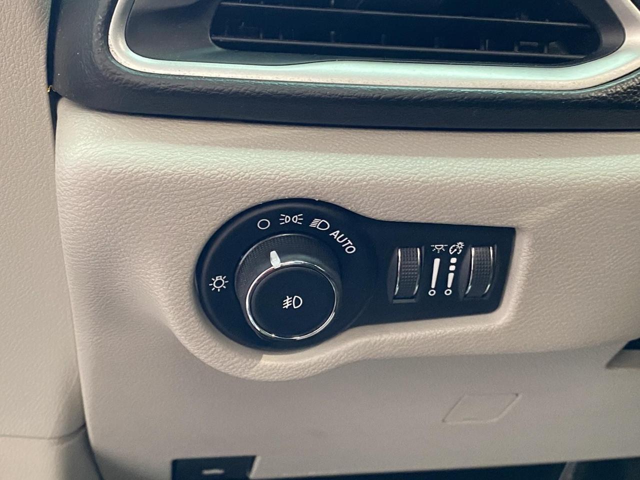 2020 Chrysler Pacifica Touring Richmond Hill NY