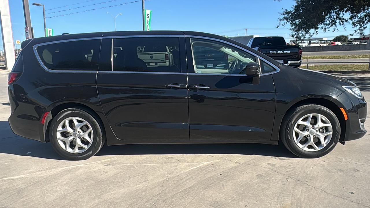 2020 Chrysler Pacifica Touring New Braunfels TX