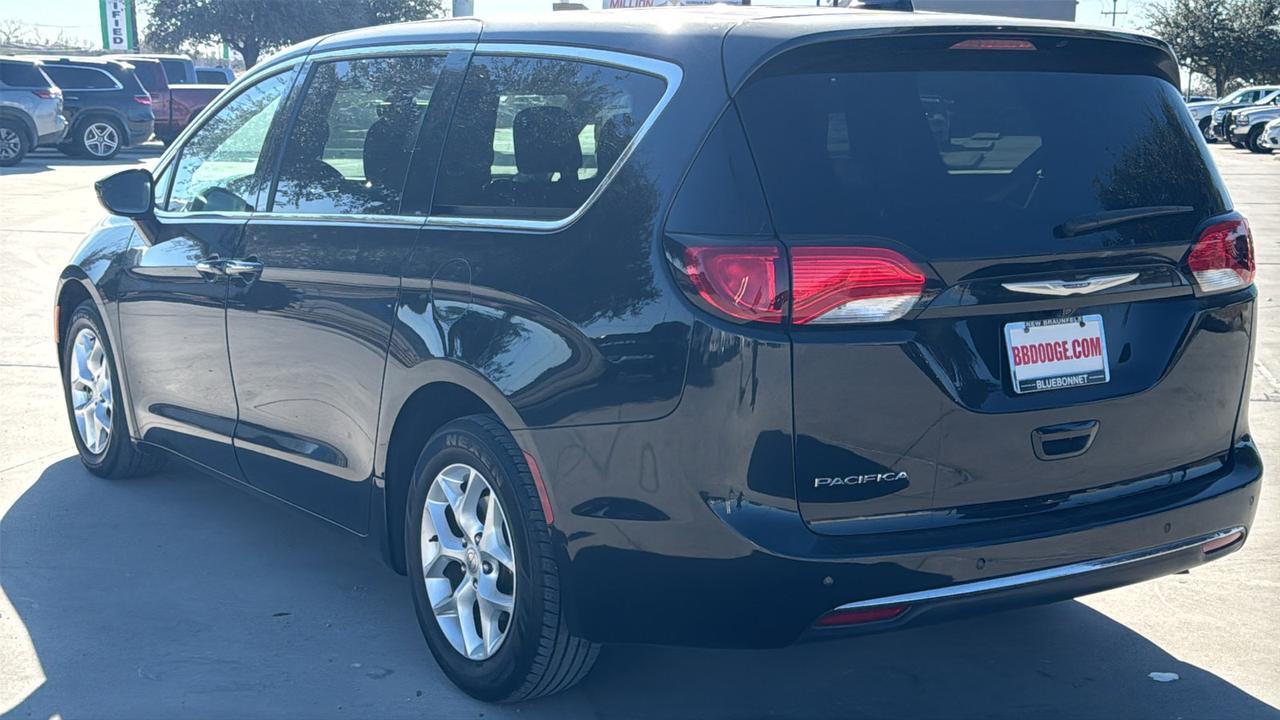 2020 Chrysler Pacifica Touring New Braunfels TX