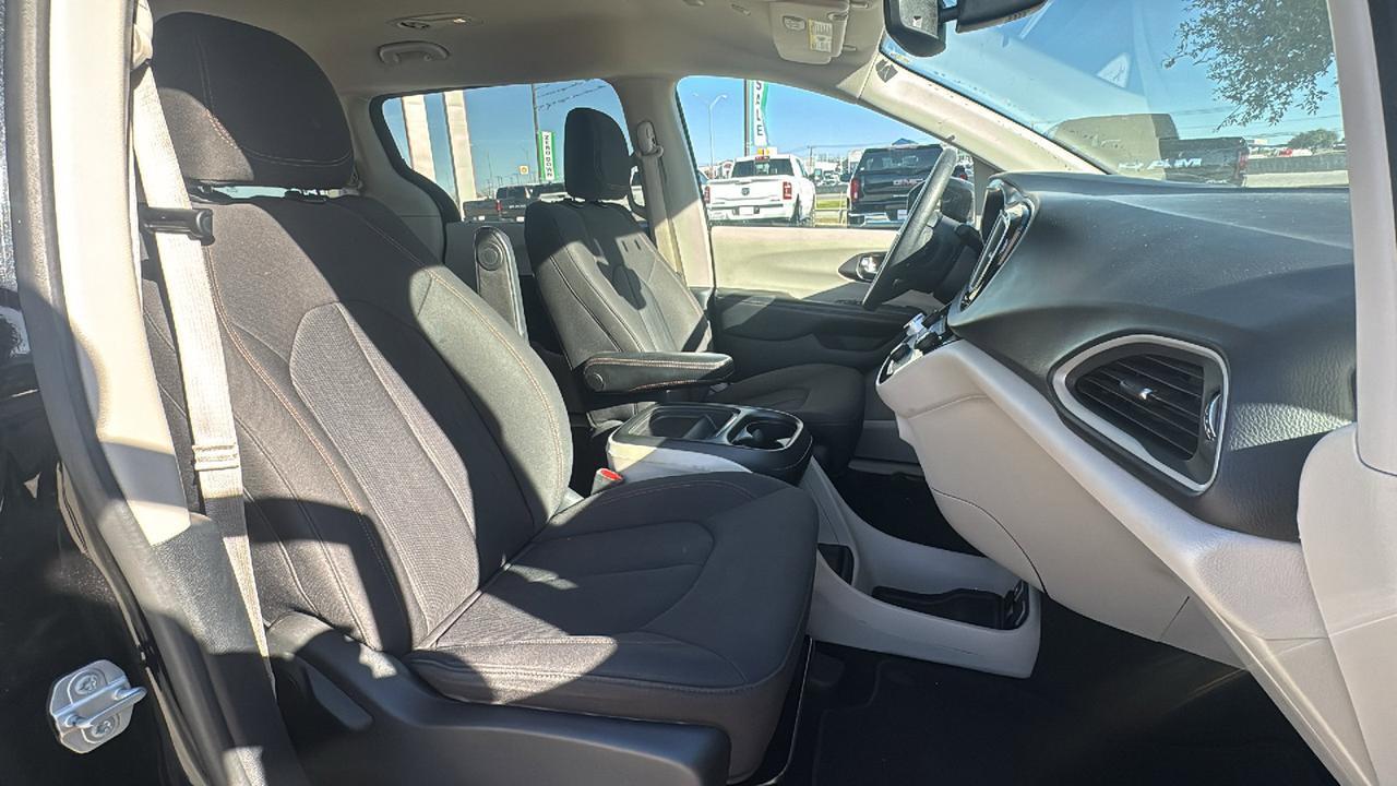 2020 Chrysler Pacifica Touring New Braunfels TX