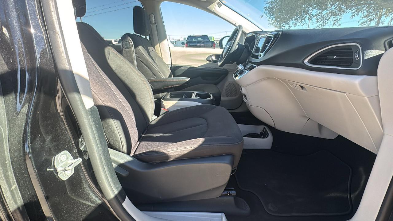 2020 Chrysler Pacifica Touring New Braunfels TX