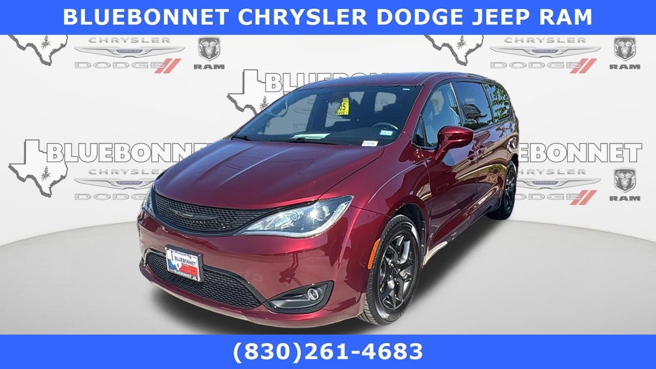 2020 Chrysler Pacifica Touring