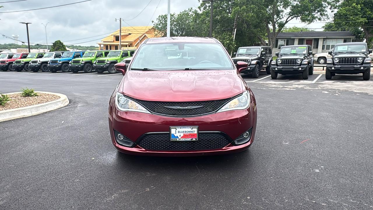 2020 Chrysler Pacifica Touring