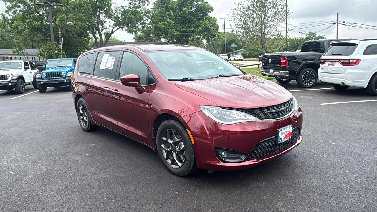 2020 Chrysler Pacifica Touring