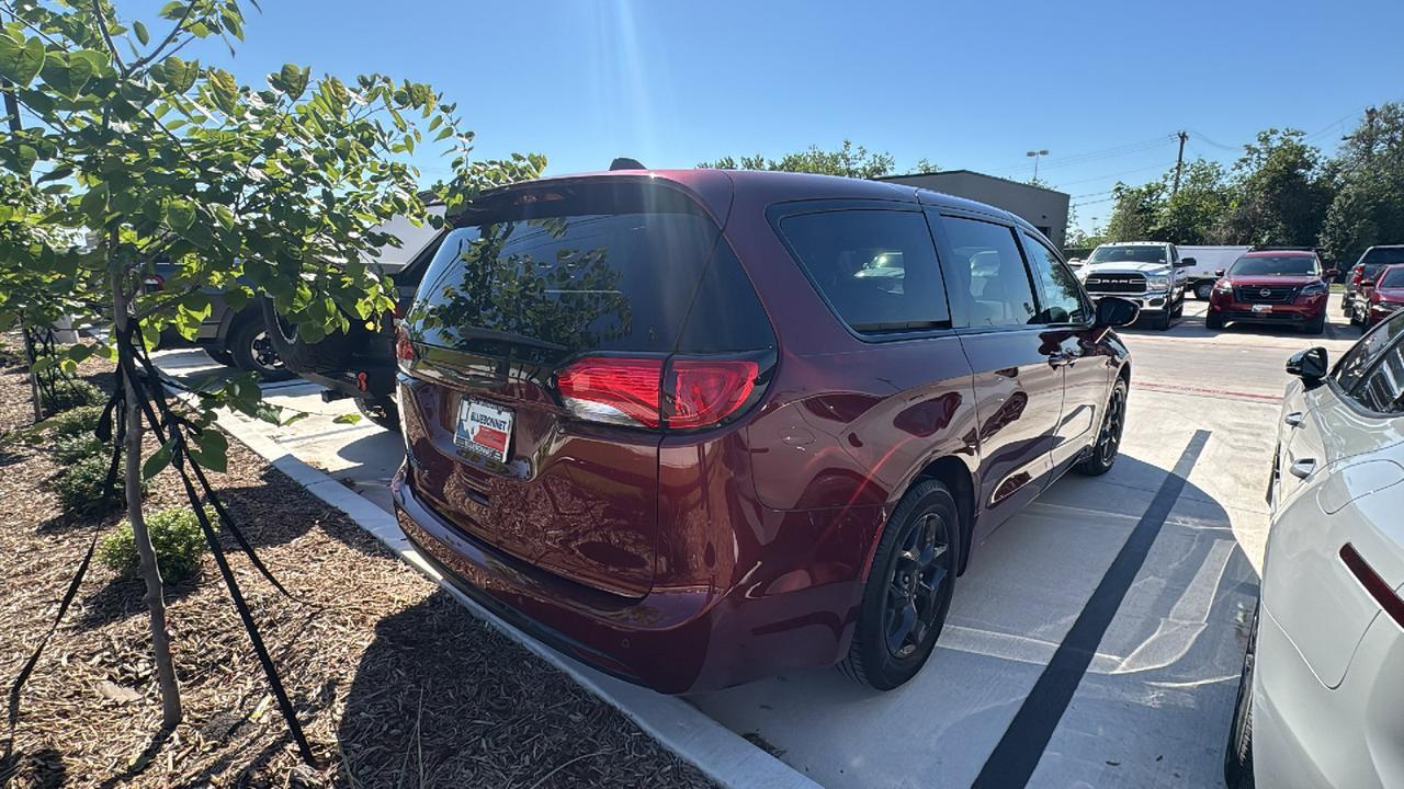 2020 Chrysler Pacifica Touring New Braunfels TX