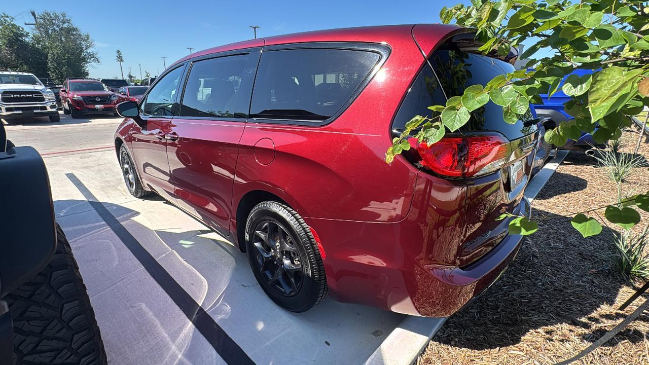 2020 Chrysler Pacifica Touring New Braunfels TX