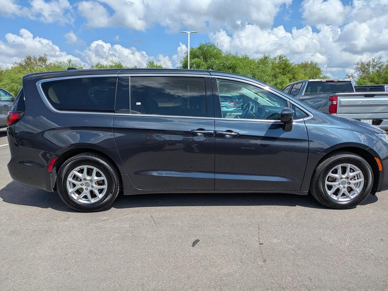 2020 Chrysler Pacifica Touring Castroville TX