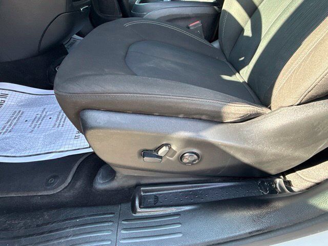 2020 Chrysler Pacifica Touring Carbondale IL