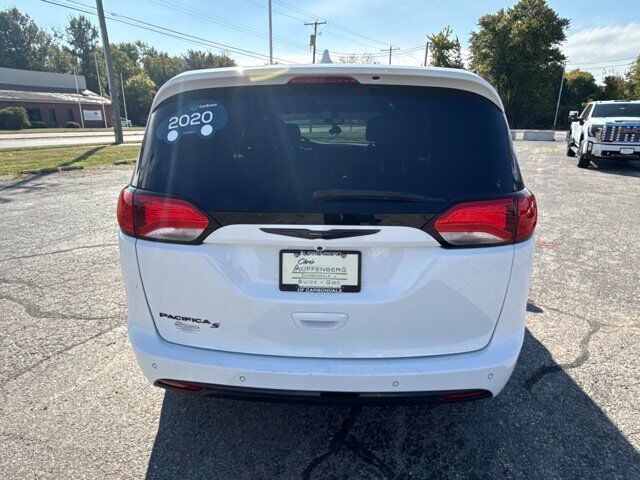 2020 Chrysler Pacifica Touring Carbondale IL
