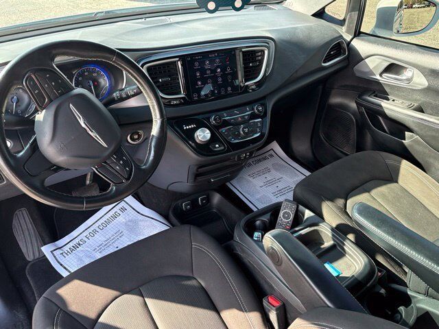 2020 Chrysler Pacifica Touring Carbondale IL