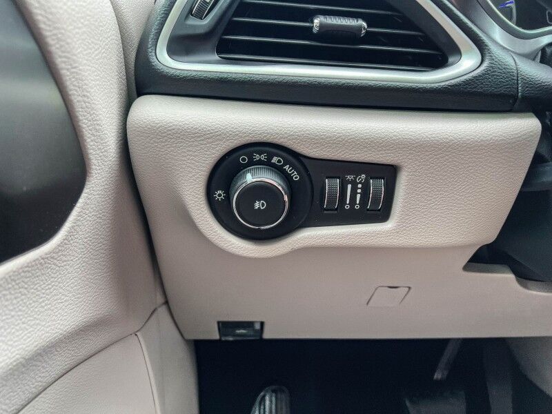2020 Chrysler Pacifica Touring Wilmington NC