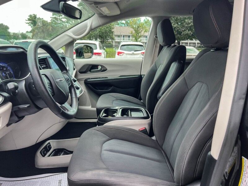 2020 Chrysler Pacifica Touring Wilmington NC