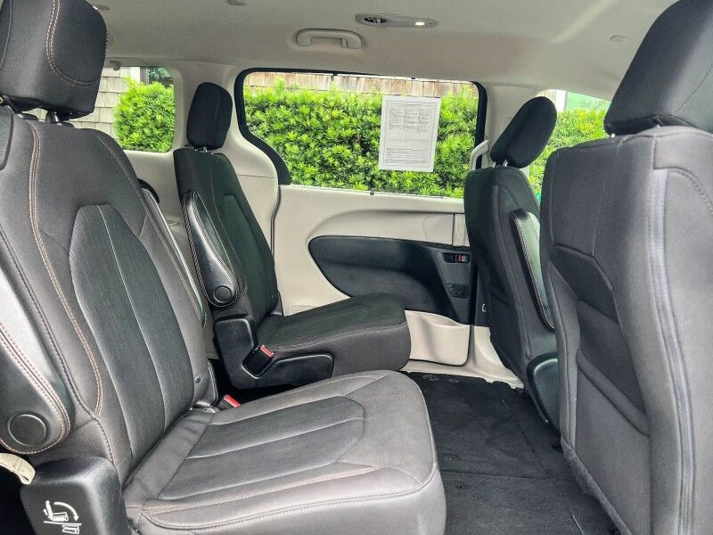 2020 Chrysler Pacifica Touring Wilmington NC