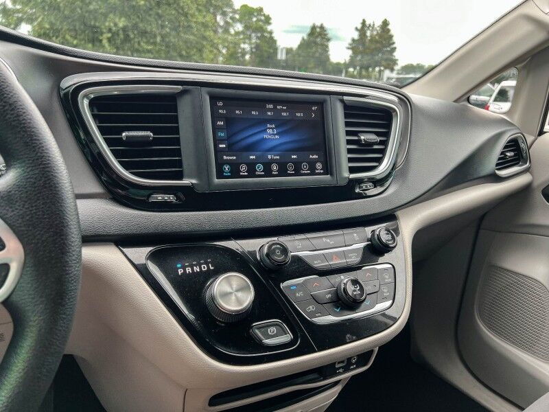 2020 Chrysler Pacifica Touring Wilmington NC