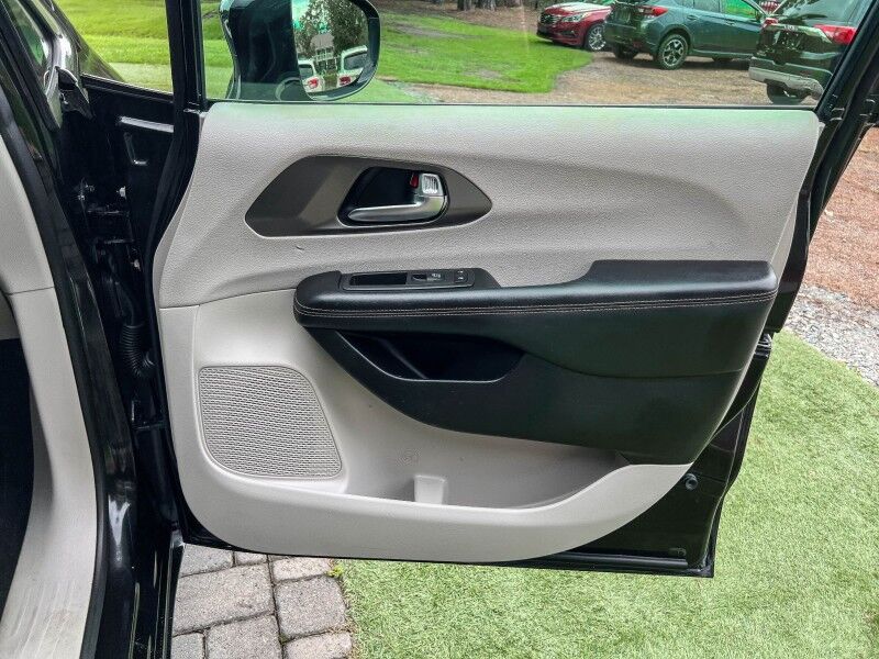 2020 Chrysler Pacifica Touring Wilmington NC