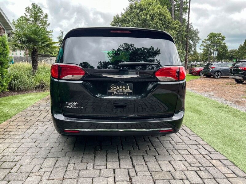 2020 Chrysler Pacifica Touring Wilmington NC