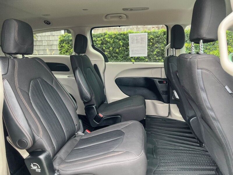 2020 Chrysler Pacifica Touring Wilmington NC