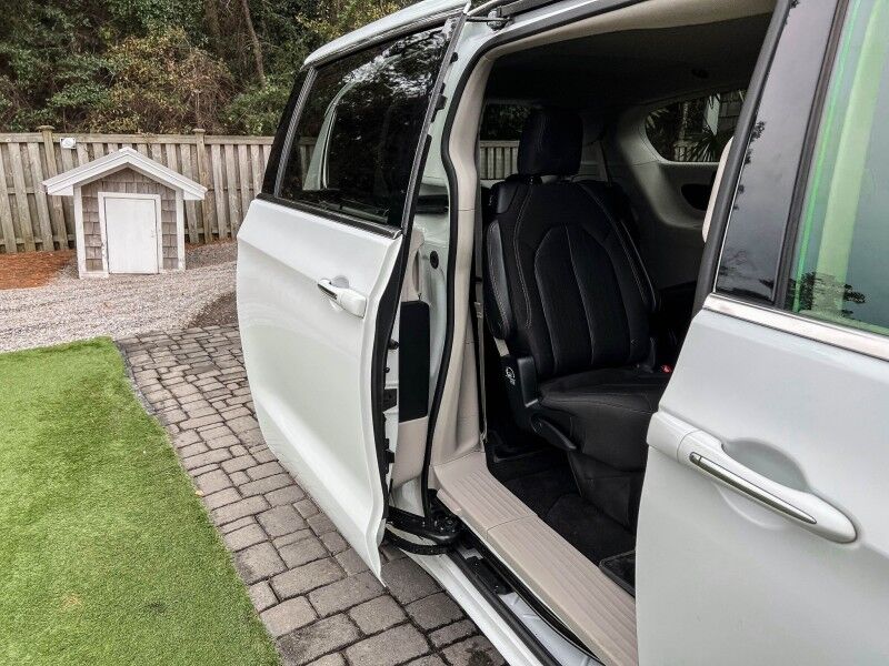 2020 Chrysler Pacifica Touring Wilmington NC