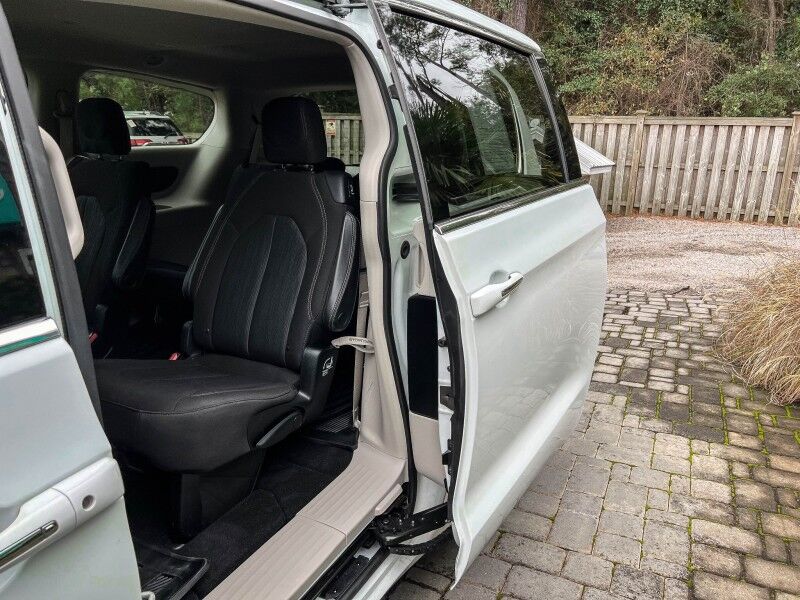 2020 Chrysler Pacifica Touring Wilmington NC