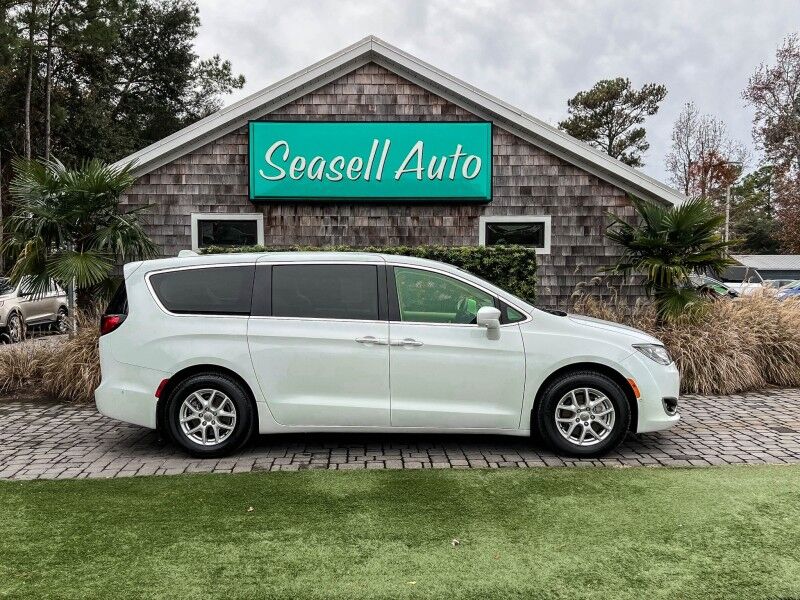 2020 Chrysler Pacifica Touring