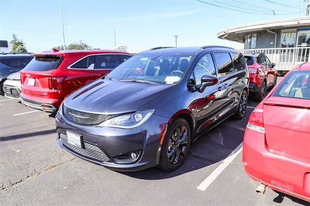 2020 Chrysler Pacifica Touring Tacoma WA