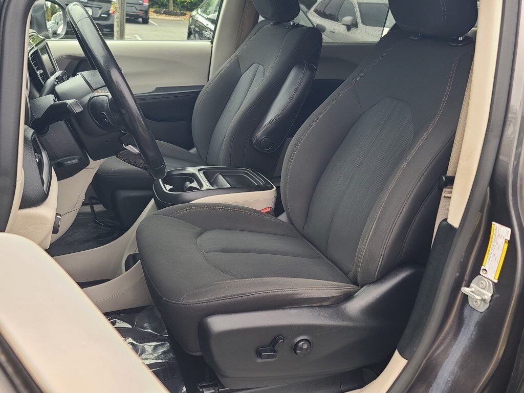 2020 Chrysler Pacifica Touring Springfield VA