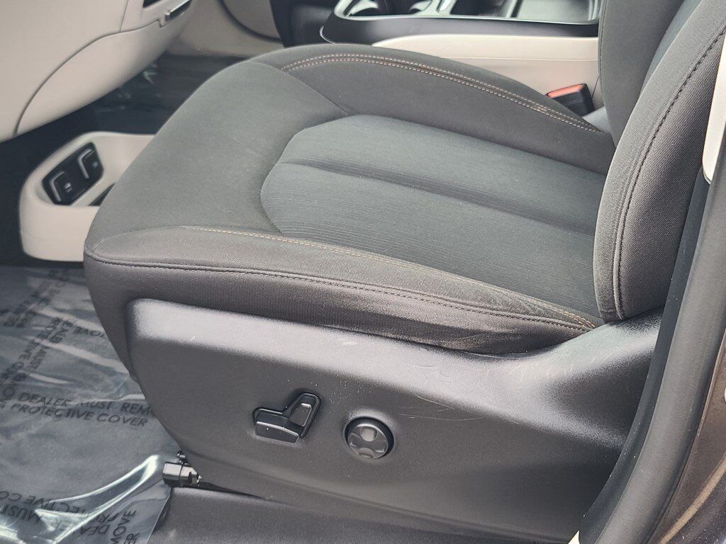 2020 Chrysler Pacifica Touring Springfield VA