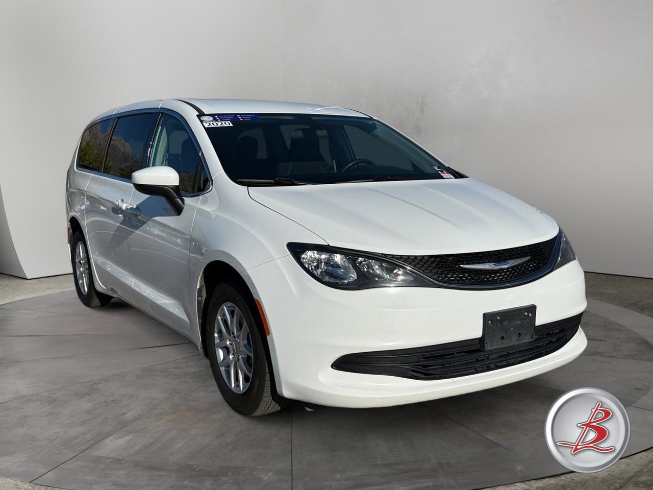 2020 Chrysler Voyager