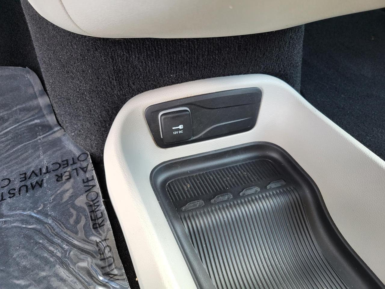 2020 Chrysler Voyager L FWD Beeville TX