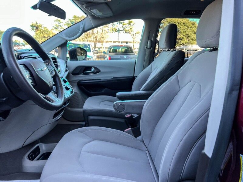 2020 Chrysler Voyager LX Wilmington NC