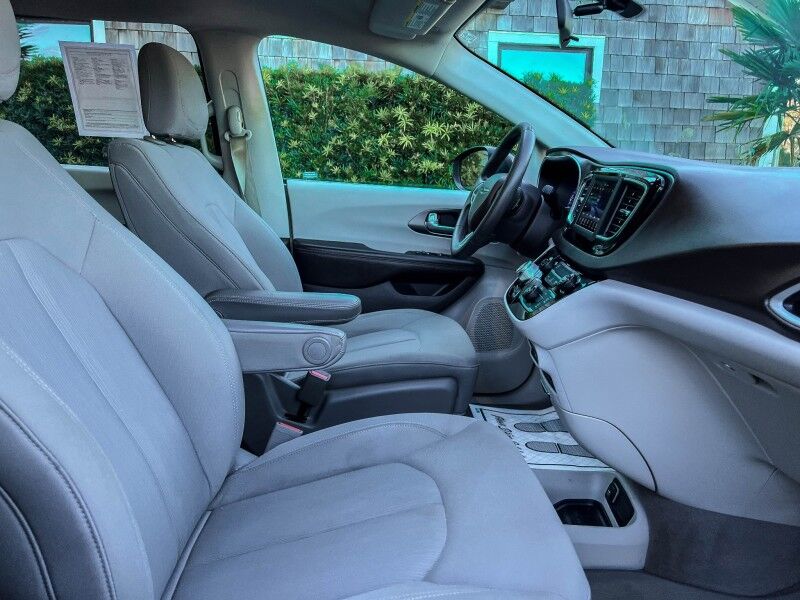 2020 Chrysler Voyager LX Wilmington NC