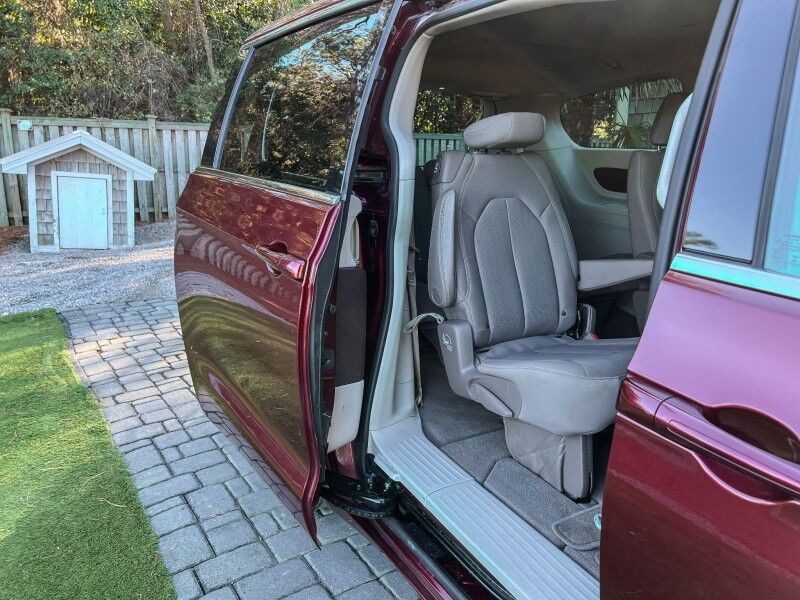 2020 Chrysler Voyager LX Wilmington NC